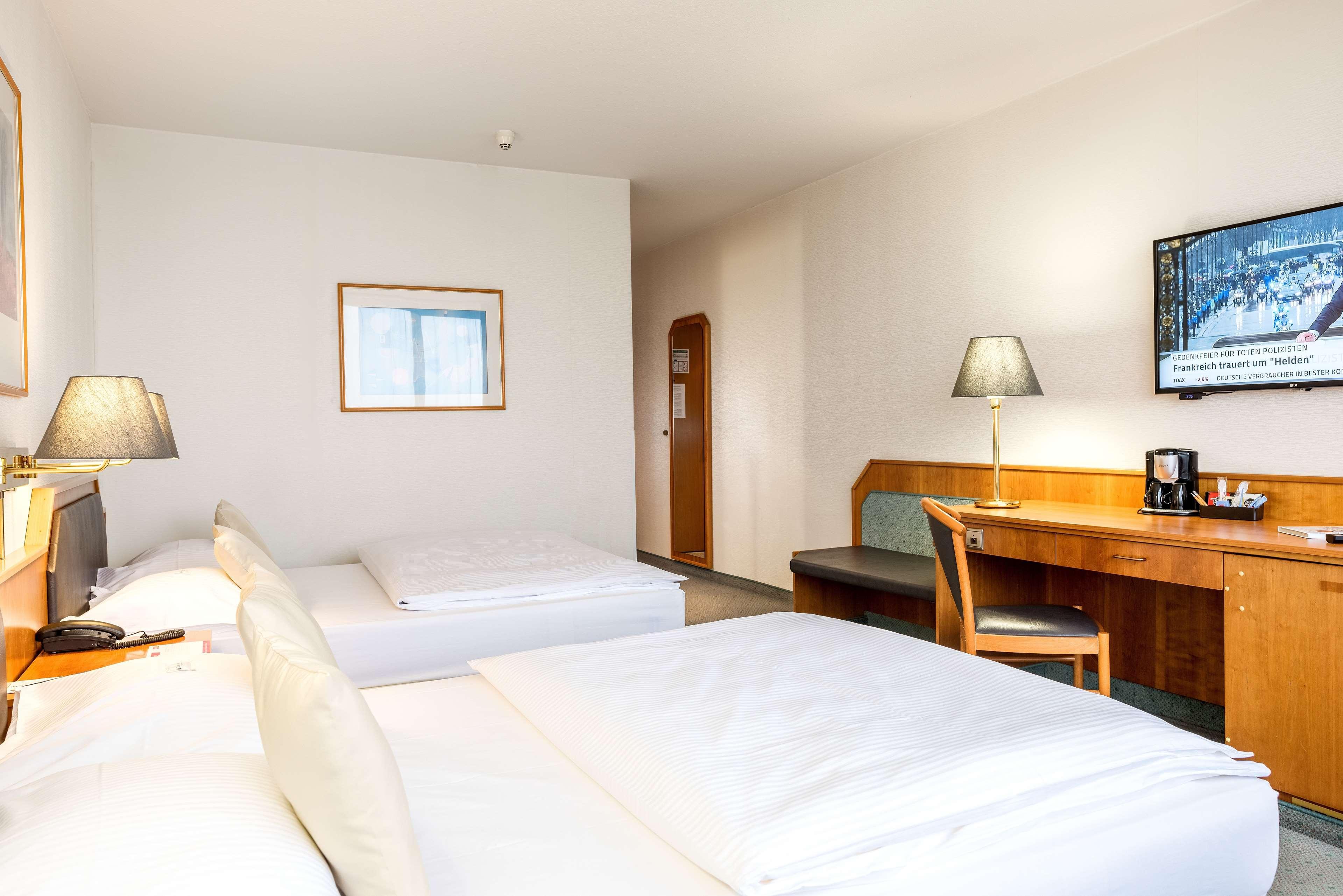 Leoso Hotel Ludwigshafen Ngoại thất bức ảnh