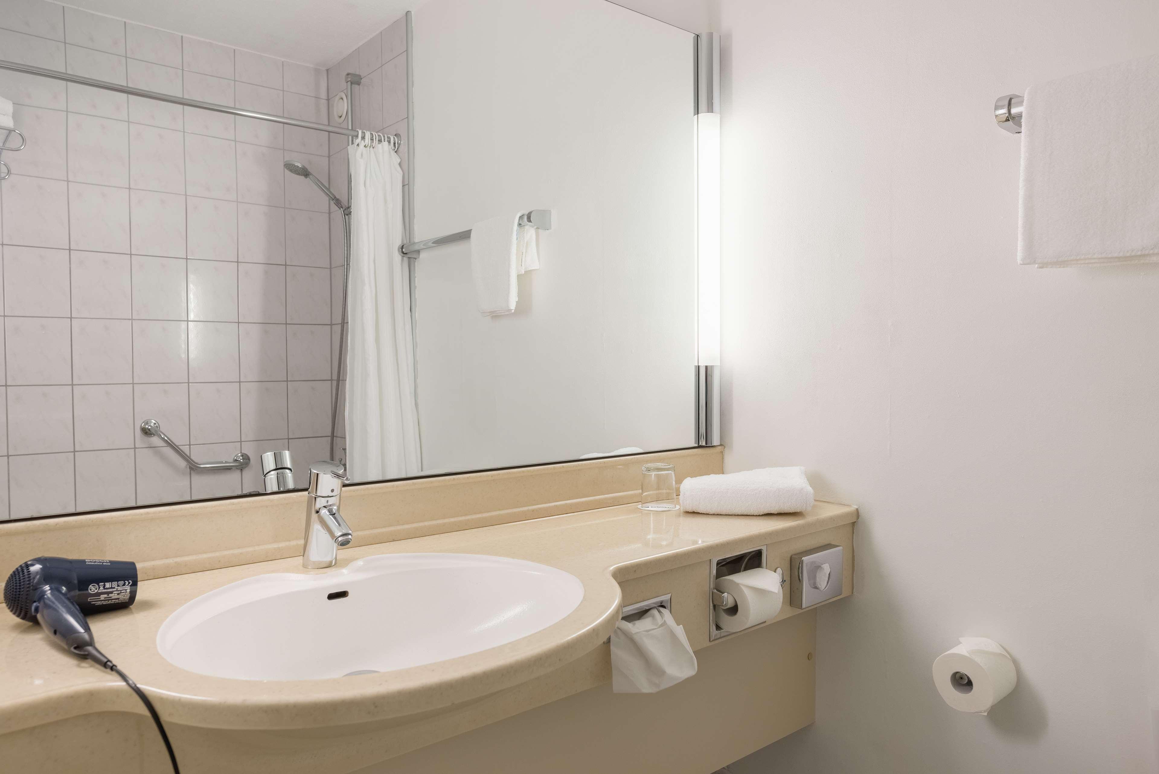 Leoso Hotel Ludwigshafen Ngoại thất bức ảnh