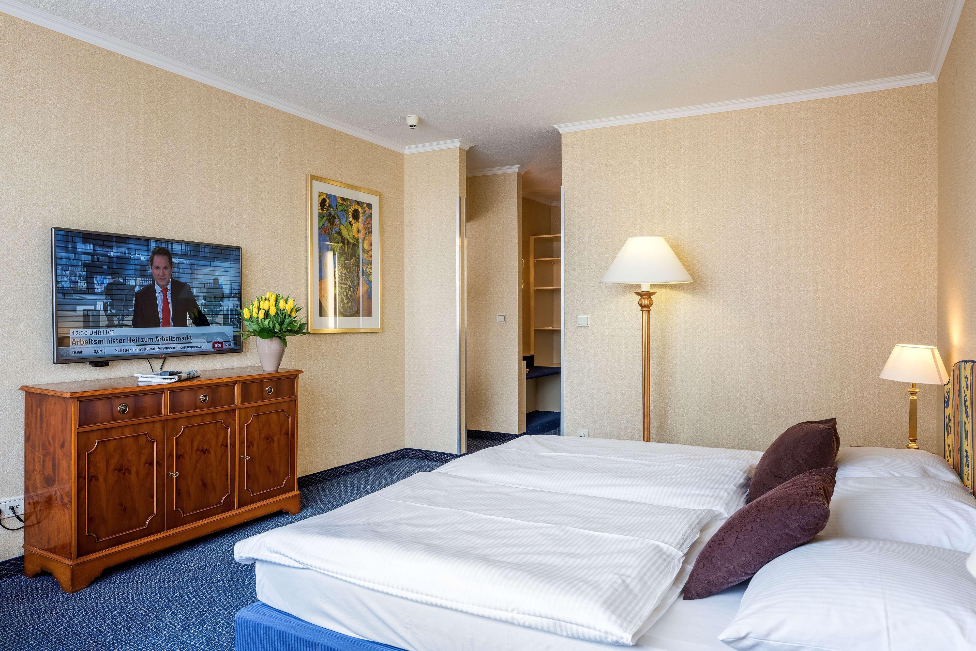 Leoso Hotel Ludwigshafen Ngoại thất bức ảnh
