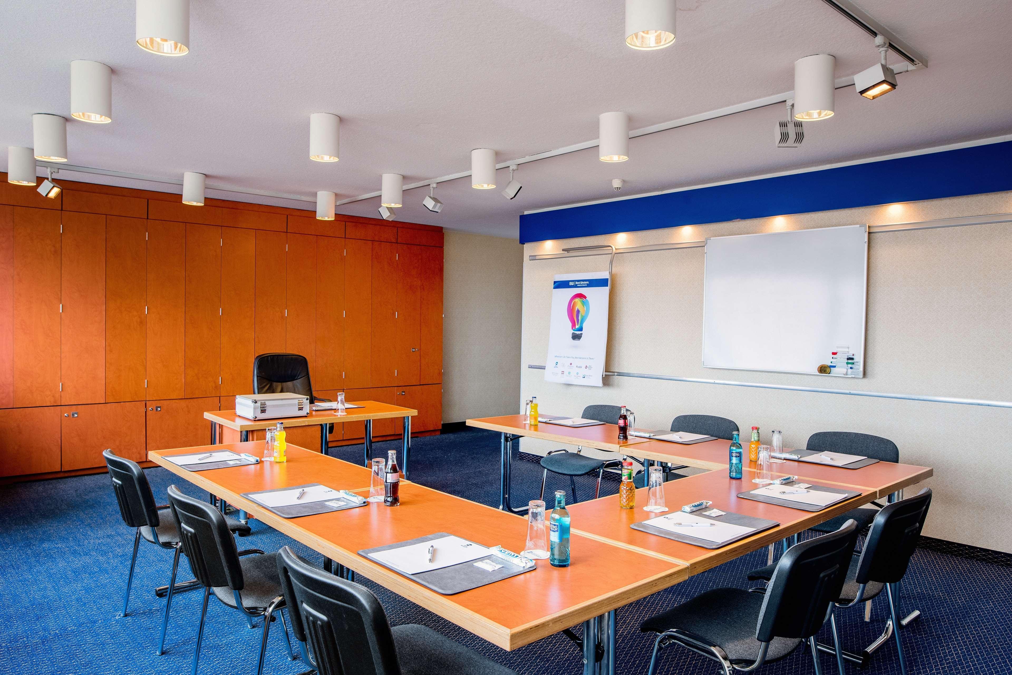 Leoso Hotel Ludwigshafen Ngoại thất bức ảnh
