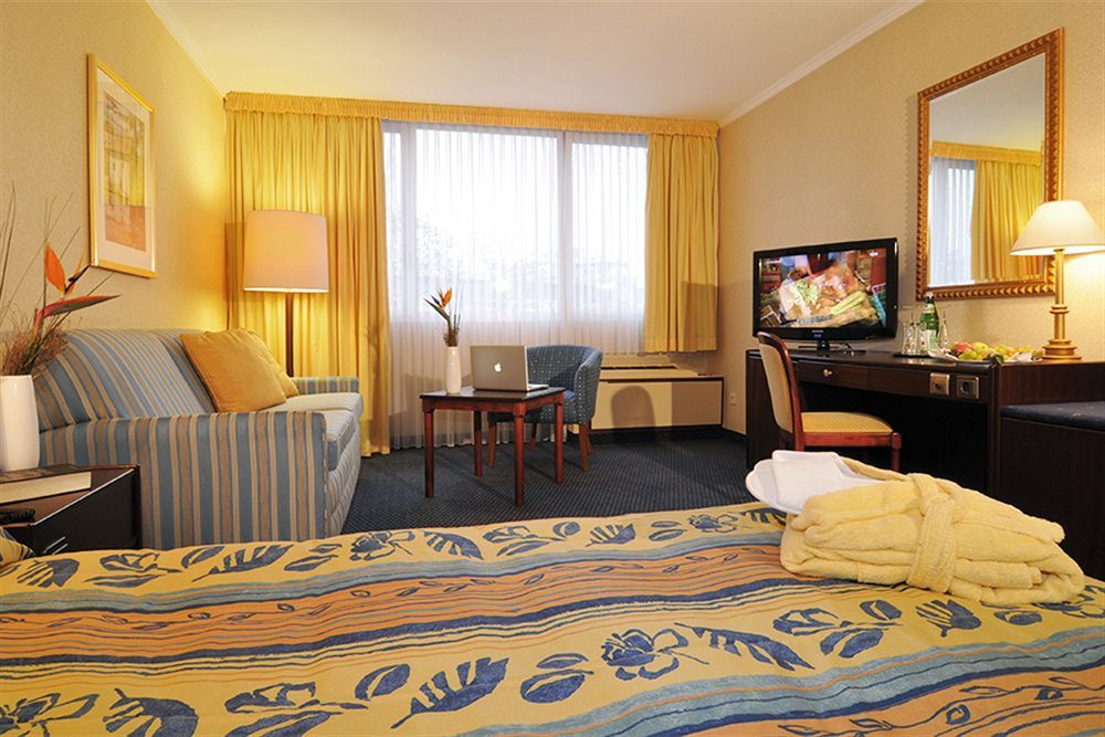 Leoso Hotel Ludwigshafen Ngoại thất bức ảnh